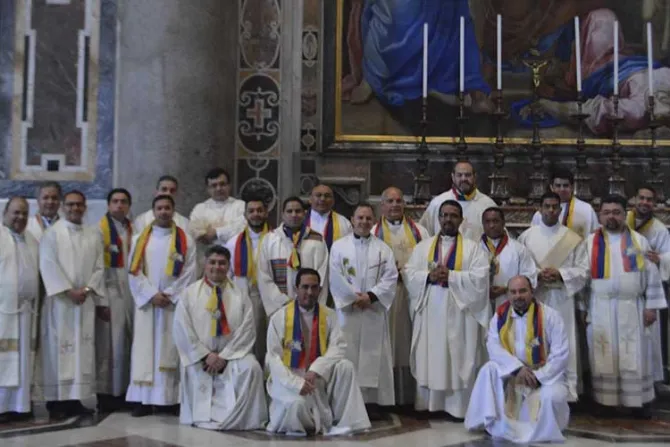 Crisis en Venezuela obliga a cerrar centro de formación sacerdotal en Roma