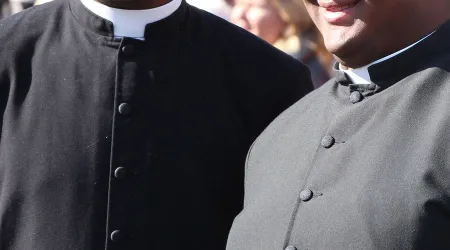 Asesinan a 2 sacerdotes durante Misa en Nigeria