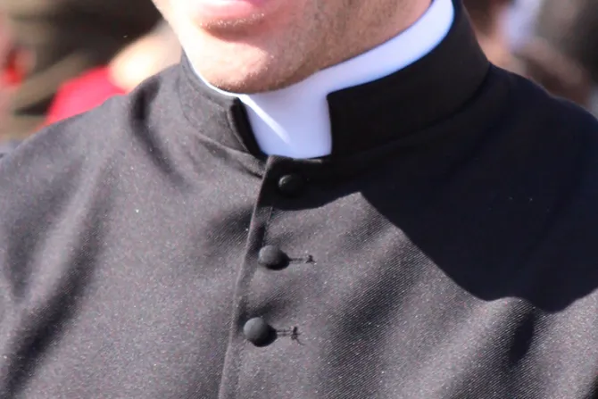 Condenan a 5 años de prisión a sacerdote acusado de abusos en España