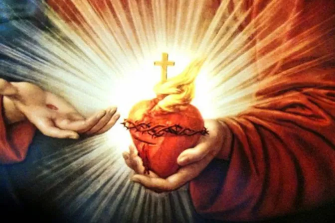 En el Sagrado Corazón de Jesús se resume “el motor de toda la Redención”, afirma obispo