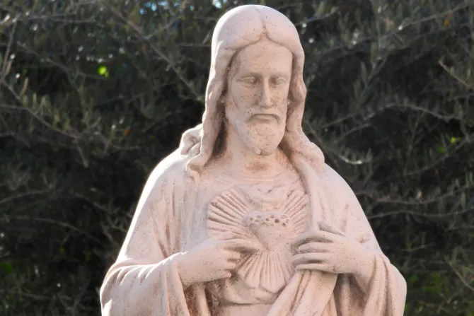 Anuncian Misa de desagravio por imagen del Sagrado Corazón de Jesús decapitada