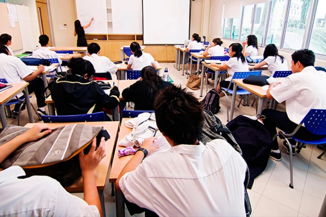 Gobierno socialista elimina fiestas de Semana Santa del calendario escolar