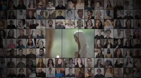 Más de 450 personas de todo el mundo se unen para cantar la Salve Regina [VIDEO]