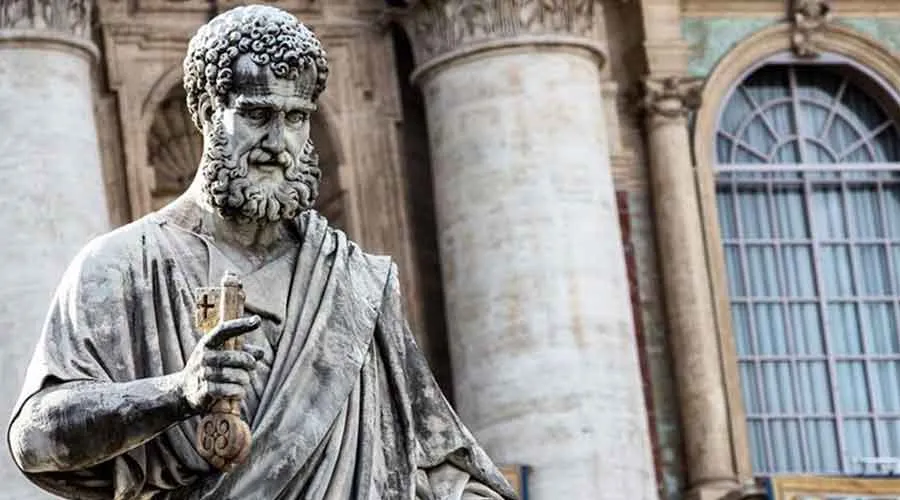 Estatua de San Pedro en el Vaticano. Crédito: Daniel Ibáñez / ACI Prensa.?w=200&h=150