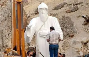 Estatua de San Chárbel Makhlouf en Maalula (Siria). Créditos: Maronitas.org 