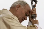 Roban reliquia de sangre de San Juan Pablo II