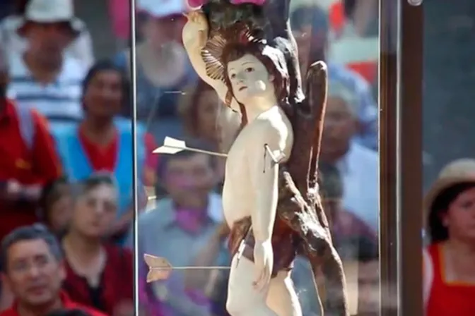 VIDEO: Medio millón de fieles celebran a San Sebastián