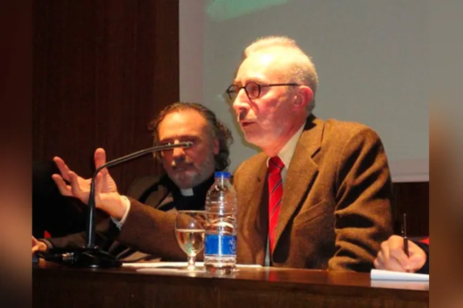 Vaticanista critica proceso informativo sobre Sínodo de la Familia
