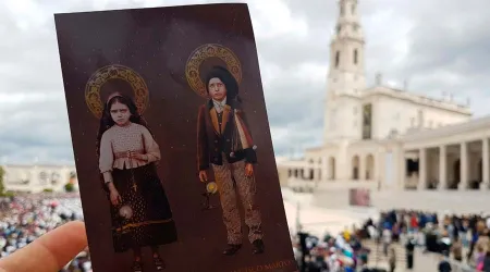 VIDEO y FOTOS: Papa declaró santos a pastorcitos Francisco y Jacinta, videntes de Fátima