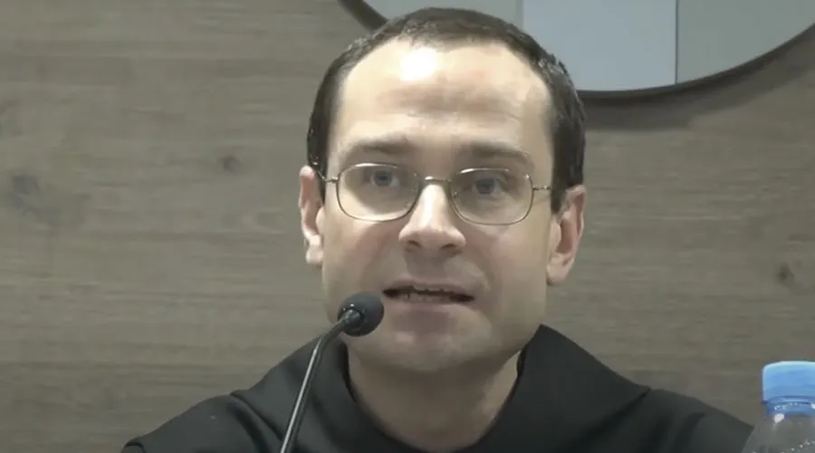 P. Santiago Cantera, prior de la comunidad benedictina Del Valle de los Caídos (España). Crédito: Captura pantalla Youtube Canal Hispania.
