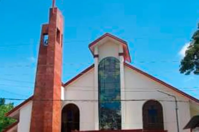 Atacan iglesia en Filipinas durante Misa de Navidad
