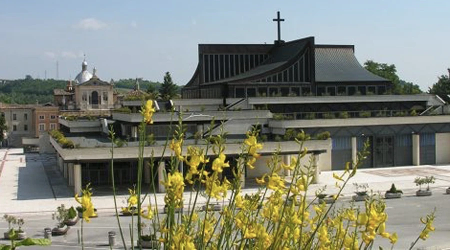 Santuario de San Gabriel de la Dolorosa (Italia). Foto: SanGabriele.org?w=200&h=150