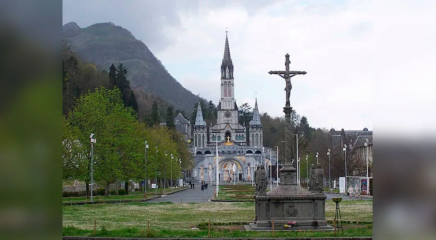 Santuario de Lourdes. Foto: Wikipedia / Preacherdoc (CC-BY-SA-3.0)?w=200&h=150