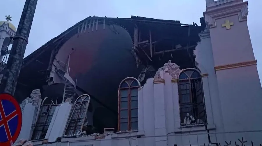 Iglesia de Turquía destruida por terremoto. Crédito: Abouna Rifat Bader?w=200&h=150