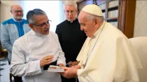 Audiencia del Papa Francisco con miembros de la Alianza Bíblica Universal. Crédito: Vatican Media