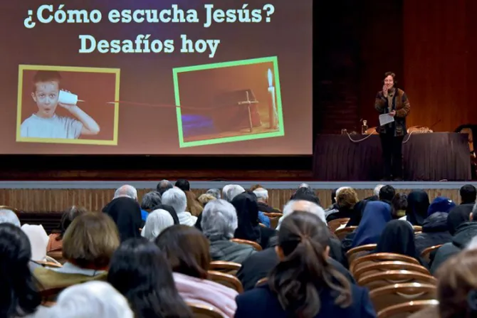 Arquidiócesis de Santiago plantea el discernimiento como eje de la acción pastoral 