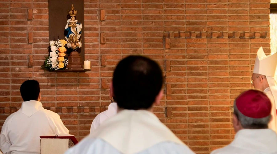 Seminario Interdiocesano Cristo Rey ora a la Virgen de Los Treinta y Tres. Crédito: Conferencia Episcopal Uruguaya.?w=200&h=150