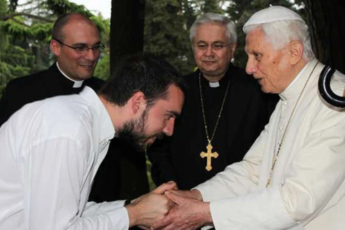 Benedicto XVI y un encuentro para el recuerdo con seminaristas
