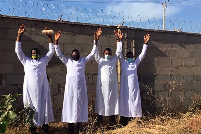Construirán muro para proteger seminario tras secuestro y asesinato de seminarista
