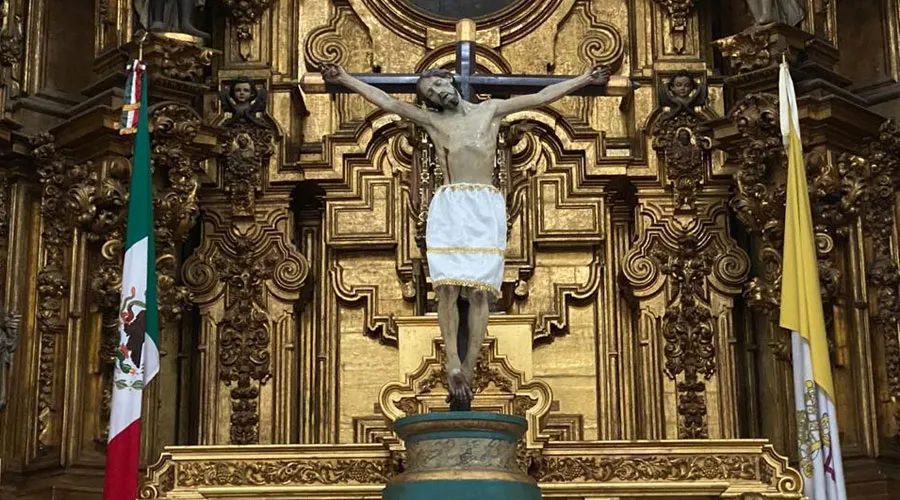 Imagen del Señor de la Salud en el Altar de los Reyes de la Catedral Metropolitana de México. Crédito: Cortesía Cabildo Metropolitano.