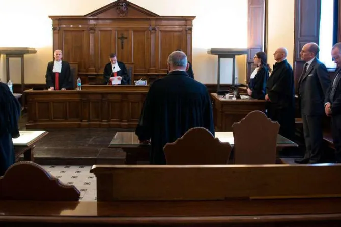 Vaticano: Concluye el juicio por corrupción en la Fundación Bambino Gesù