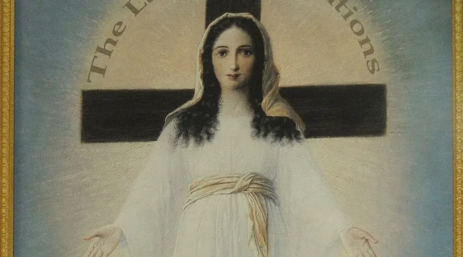 Vaticano pide no promover supuestas apariciones de la Virgen María