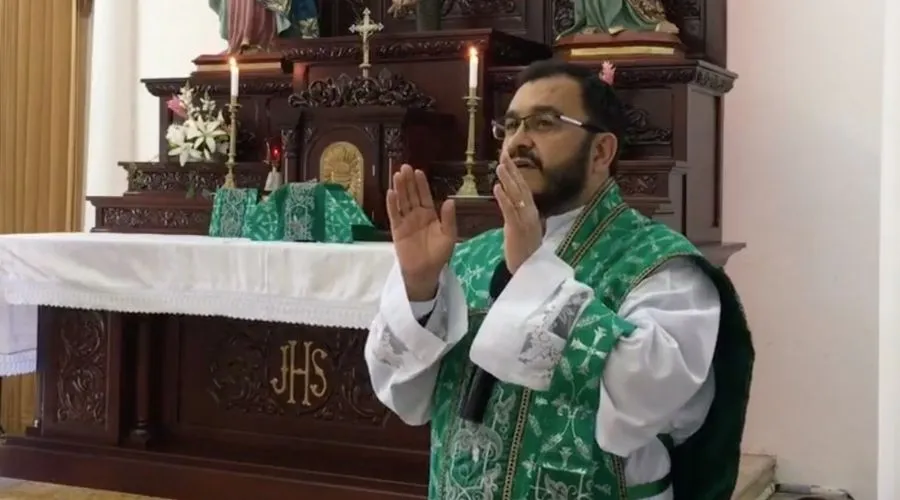 Padre Sixto Eduardo Varela Santamaría.  Crédito: Captura de vídeo / Parroquia Patriarca San José.
