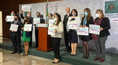 Sociedad civil y políticos provida rechazan promoción gubernamental del aborto en México