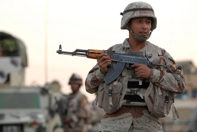 Ejército de Irak libera pueblo cristiano de Bartella y Estado Islámico ataca Kirkuk