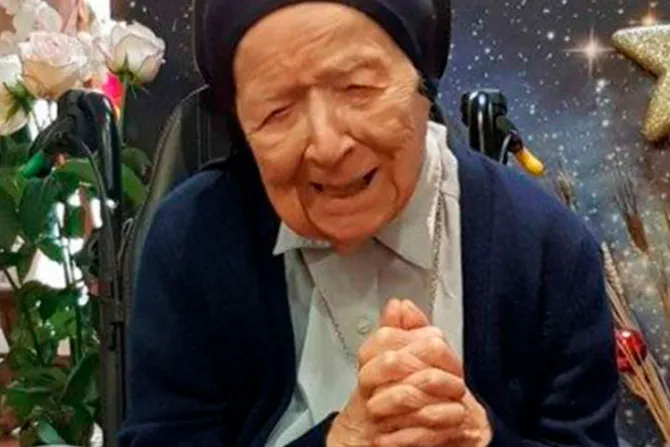 Religiosa más anciana de Europa gana la lucha contra el COVID-19