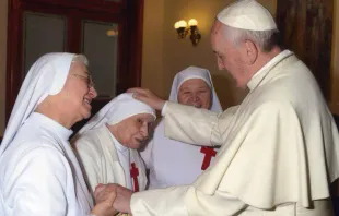 Sor Candida Belloti y el Papa Francisco durante un encuentro en 2014 / Foto: Ministros de los Enfermos de San Camilo 