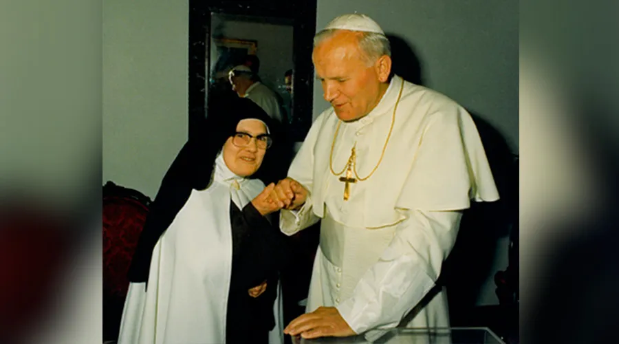 Sor Lucía dos Santos y San Juan Pablo II / Foto: Sitio web de la causa de beatificación de Sor Lucía