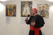 Roma acoge exposición “María, embajadora de paz” para ayudar a niños de Ucrania
