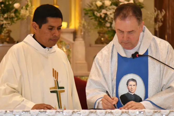 Sucesor de Don Bosco exhorta a salesianos a trabajar por los jóvenes más pobres en Perú