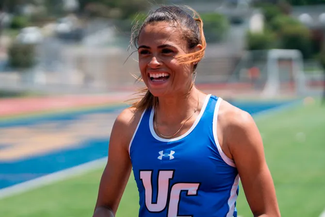 FOTOS: Esta atleta de 17 años correrá en Río 2016 y pone toda su confianza en Dios