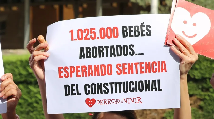 6 datos esenciales sobre la polémica revisión constitucional del aborto en España