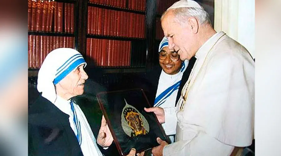Beata Madre Teresa de Calcuta y San Juan Pablo II / Foto: L'Osservatore Romano?w=200&h=150