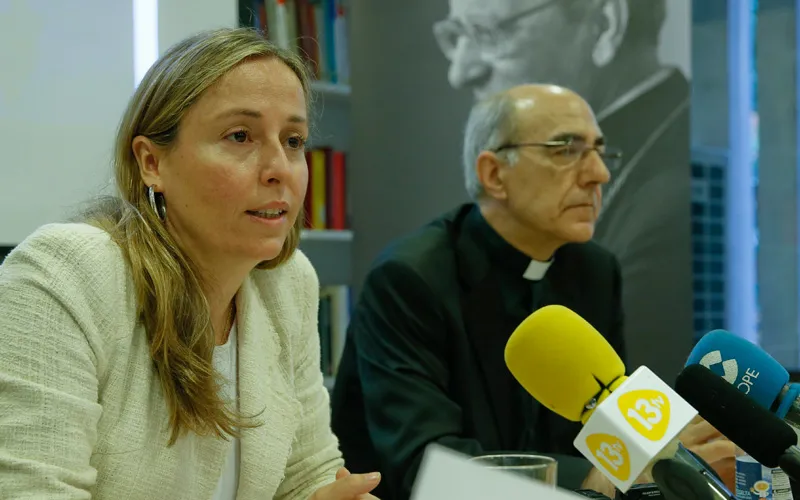 Teresa Sádaba y P. José Carlos Martín de la Hoz Foto: Oficina de Información del Opus Dei