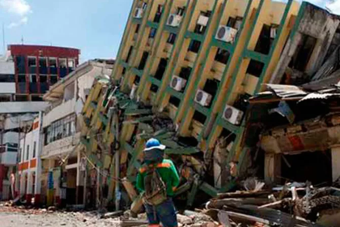 Enviado del Vaticano visitará zonas afectadas por terremoto en Ecuador