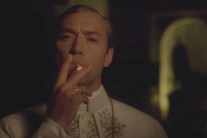 Serie de HBO “The Young Pope” es una “burla escandalosamente ofensiva” del papado