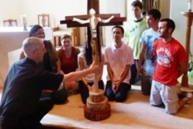 Católicos crean cruz olímpica para juegos de Londres 2012