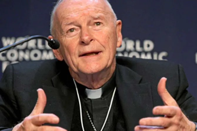 Cardenal DiNardo agradece al Papa por suspensión de Arzobispo emérito acusado de abusos