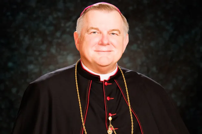 Arzobispo de Miami pide terminar con el fenómeno de encarcelación masiva en EEUU