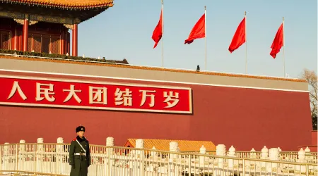 Vaticano enviaría delegación a China este mes, señala diario chino