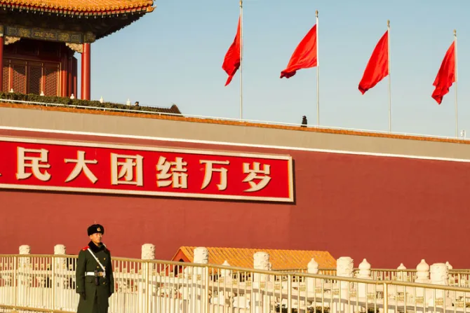 Vaticano enviaría delegación a China este mes, señala diario chino