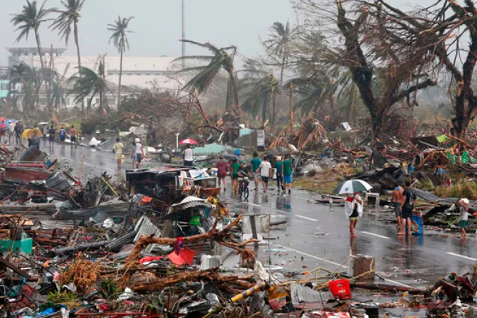 El tifón nos ha ayudado a profundizar en nuestra fe, dice Arzobispo de Filipinas