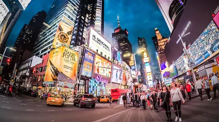 Miles presencian ecografía 4D en vivo en el Time Square de Nueva York [VIDEO]