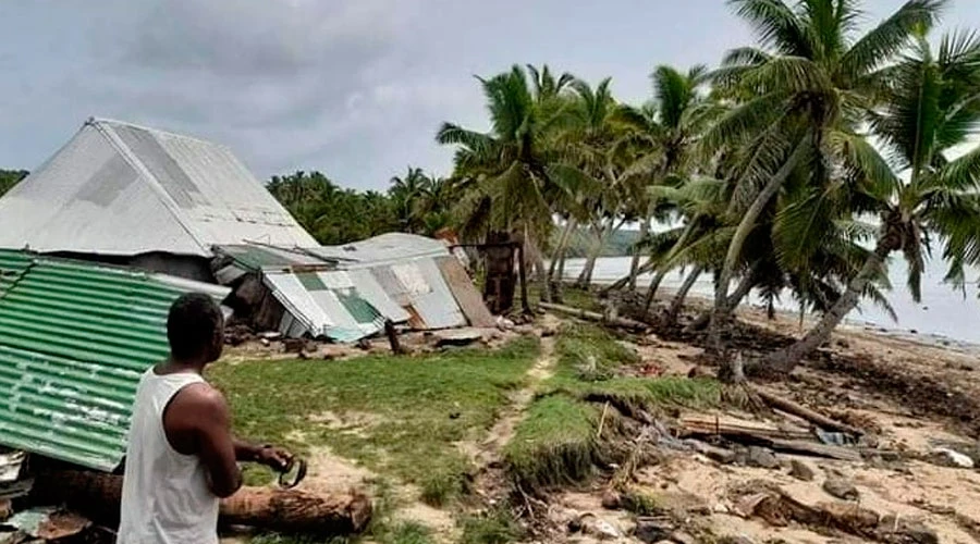 Una imagen de la destrucción en Tonga. Crédito: Cáritas Australia?w=200&h=150