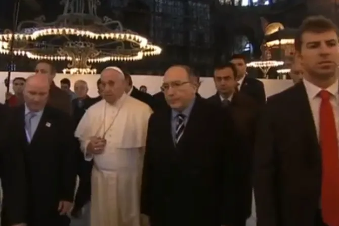 Viaje a Turquía: Papa Francisco visita Museo de Santa Sofía