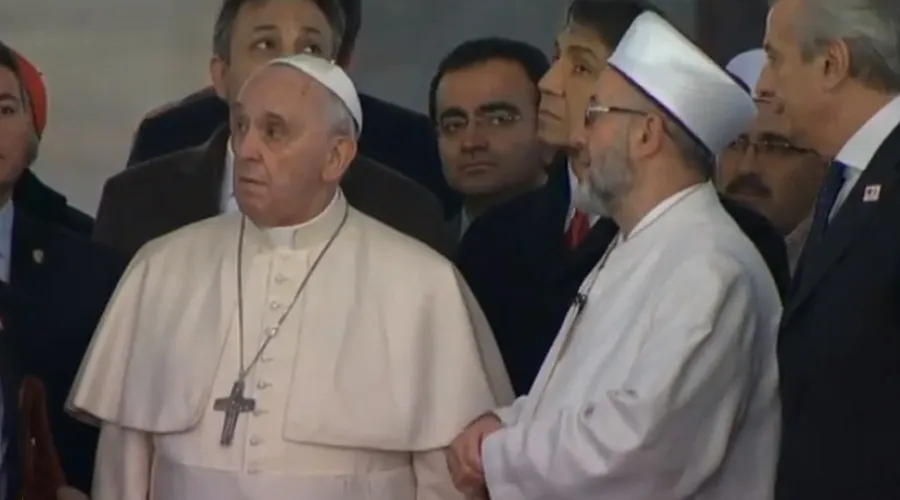 El Papa Francisco y el Gran Mufti en la Mezquita Azul?w=200&h=150